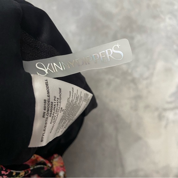 New! Skinny Dippers Jellyroll Floral Print One-Piece Swimsuit nwt 27665 - Picture 11 of 12